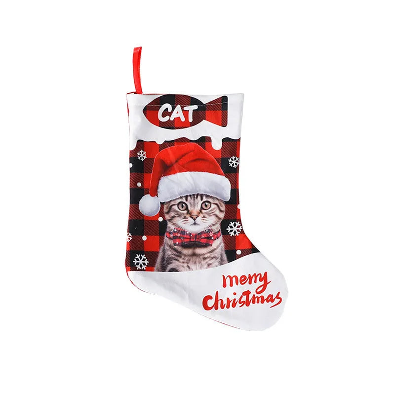 Green and black plaid cat Christmas cloth banner decoration measuring 26 by 36 centimetres