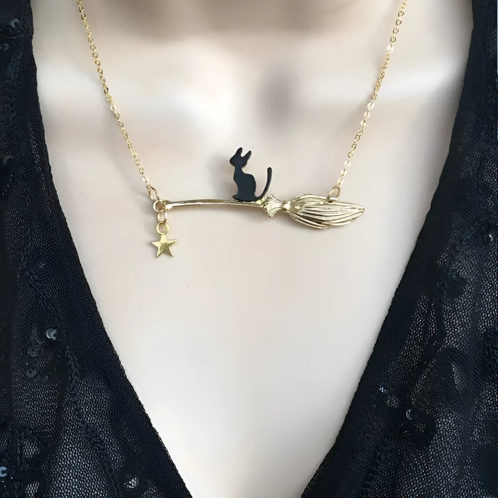 Halloween black cat zodiac necklace with totem elements in alloy material