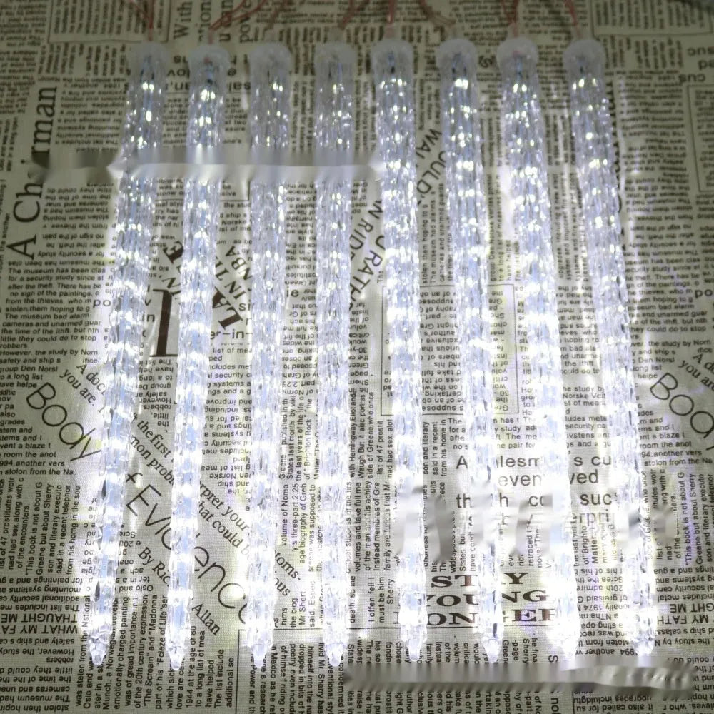 LED ice cone meteor shower solar Christmas ornamental festoon lamp with plastic shell and 30cm strands