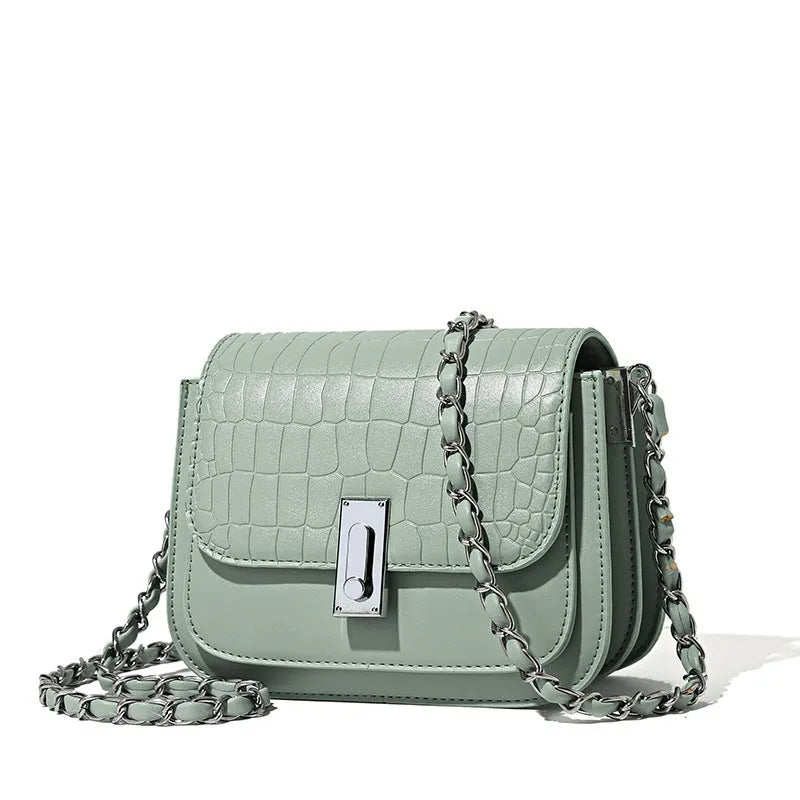 Women's soft PU chain shoulder bag in horizontal square shape with sandwich pocket design