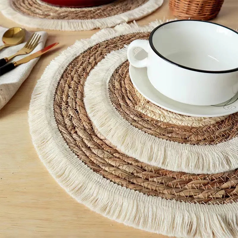 Round natural papyrus placemat with tassels in modern simplicity design
