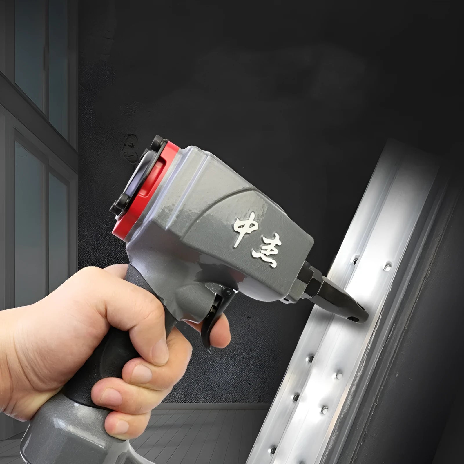 DK30 pneumatic nail gun for metal sheet punching with rubberised grip