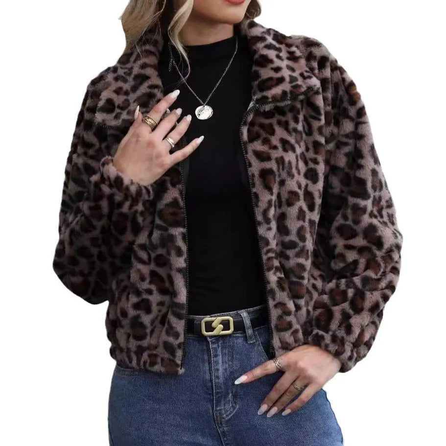 Women's loose long-sleeve leopard print plush coat with a front zipper