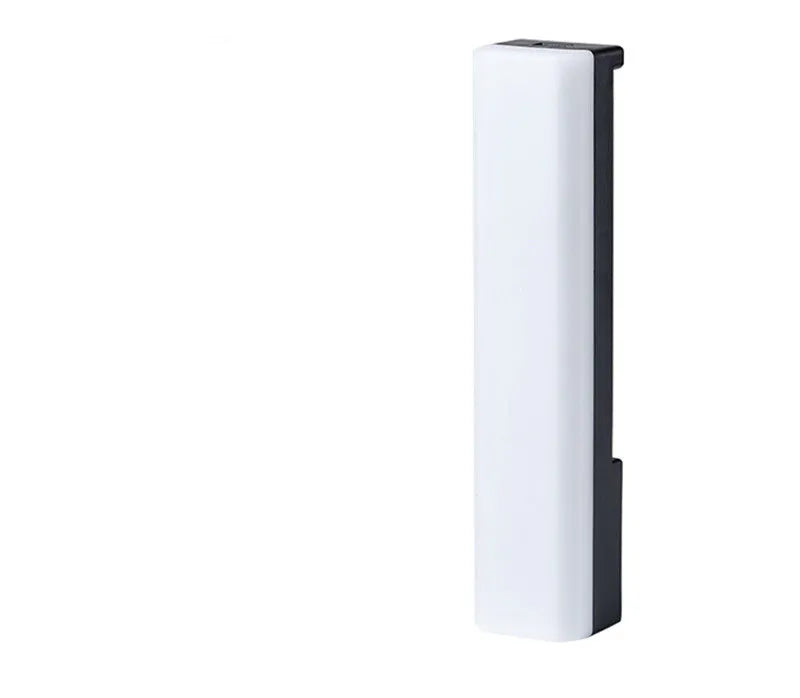 3D RGB tabletop lamp with voice-activated rhythm lighting in black or white shell, 5.2x4.5x24.5cm dimensions