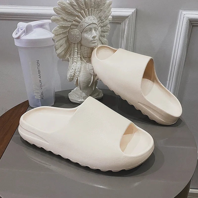 Women's thick-sole beach slipper in a choice of colours on an EVA injection-moulded base