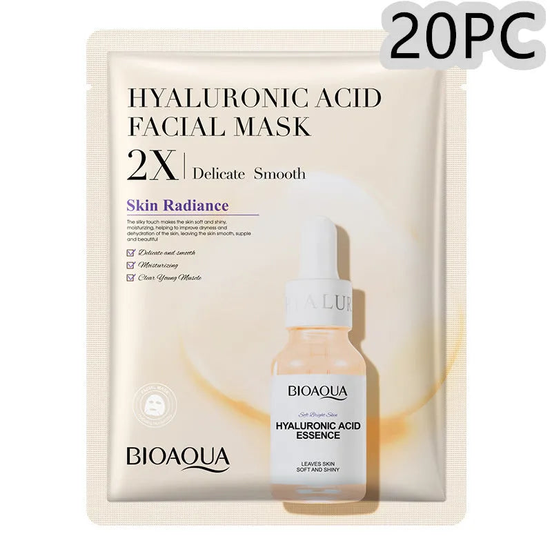 Single white collagen and hyaluronic acid facial sheet mask, 30g gel treatment.