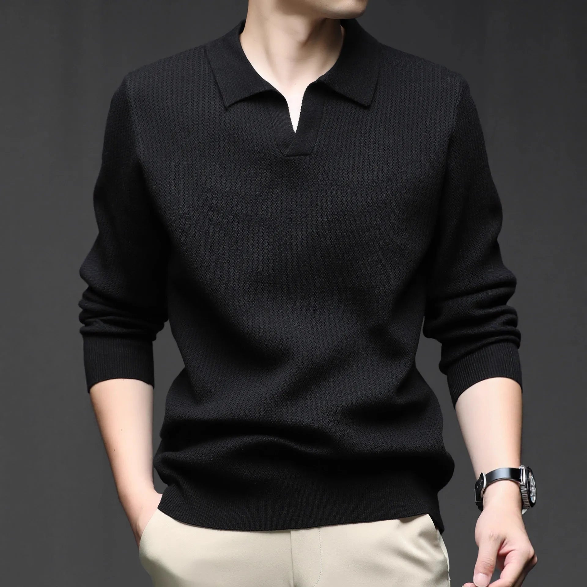 Men's loose pullover sweater in polyester blend fabric available in four colours for autumn casual wear
