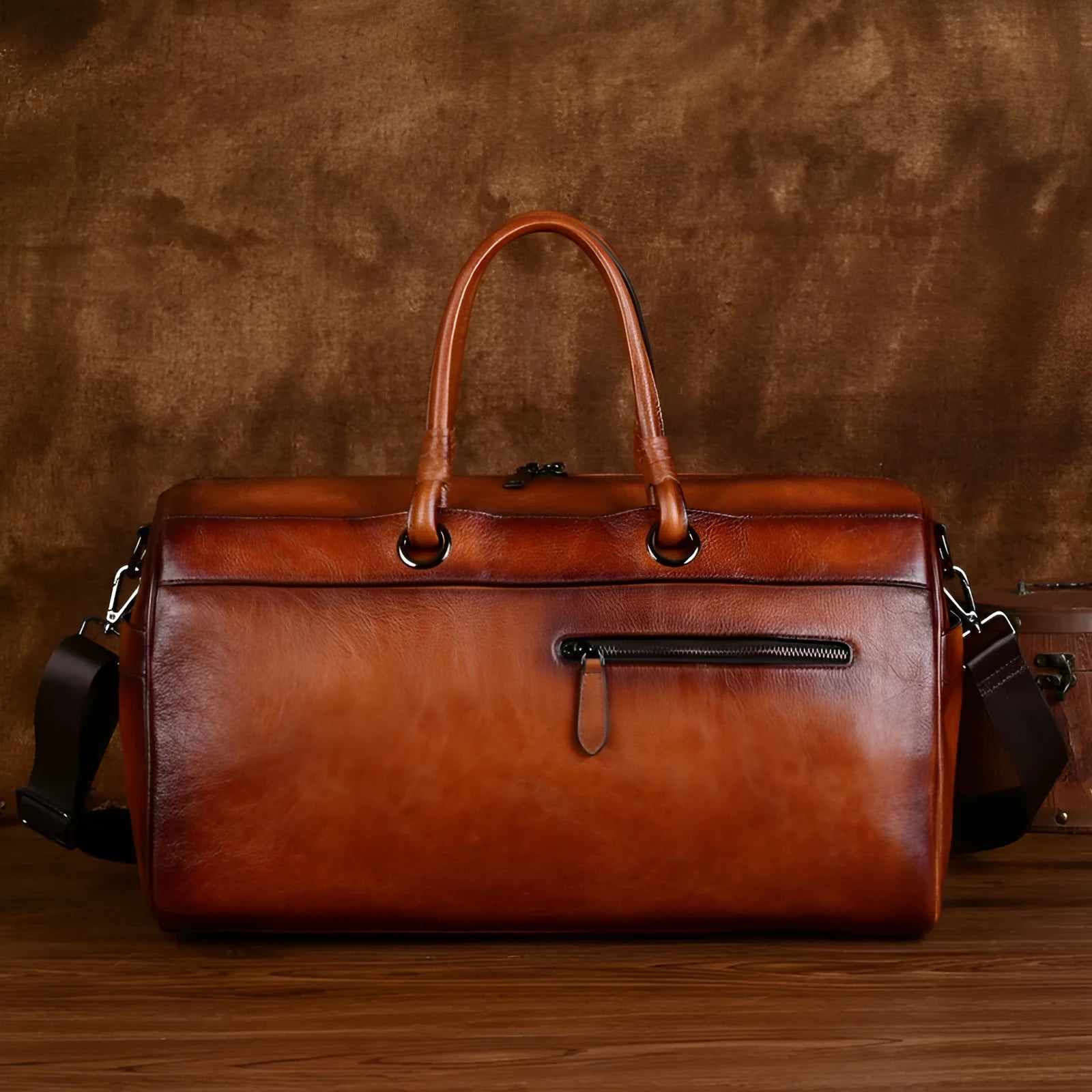 Handmade retro leather bag in vintage brown with European styling and large capacity design