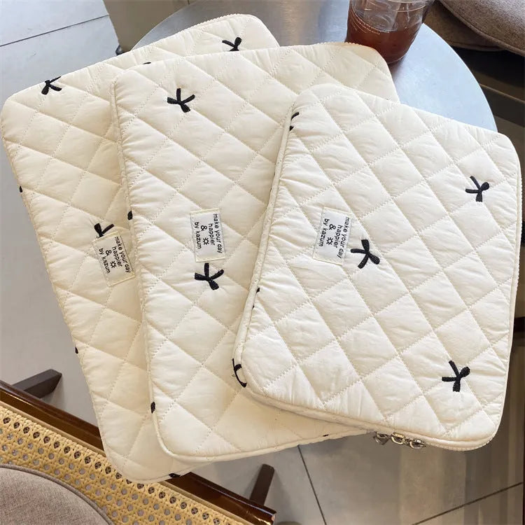 Embroidered rhombus bow design laptop storage bag in nylon material