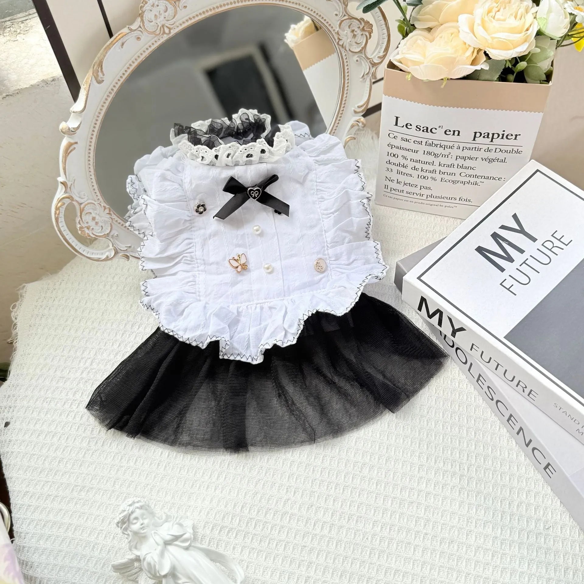 White polyester princess-style gauze skirt for small dogs shown on mannequin