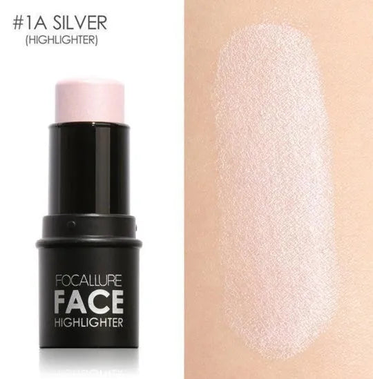 Face contour highlighter compact with silky powder in four colour options A, B, C, D