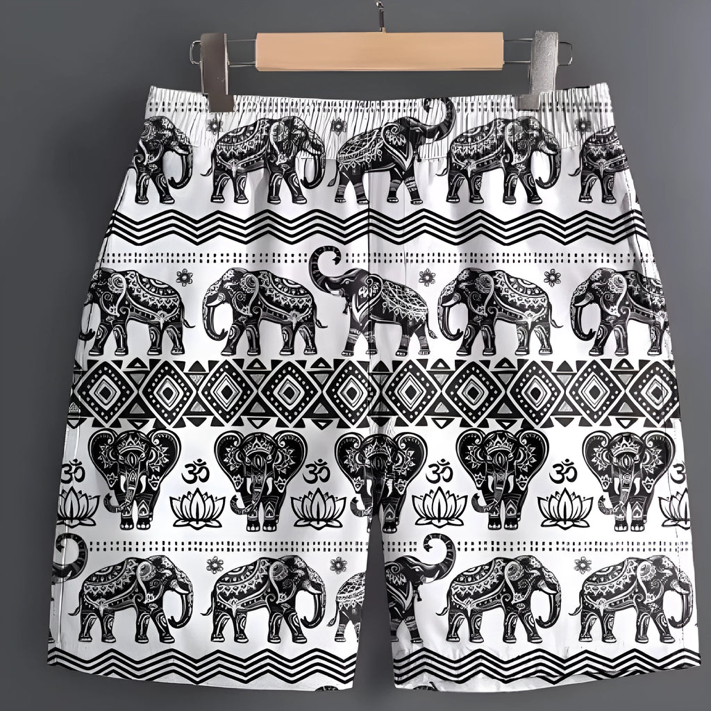 Men's striped and camouflage pattern casual polyester shorts for outdoor sports, shown in sizes S to 5XL.