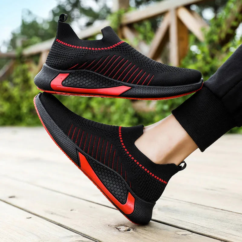 Men's mesh slip-on sneakers with striped design and front lace-up in black colour