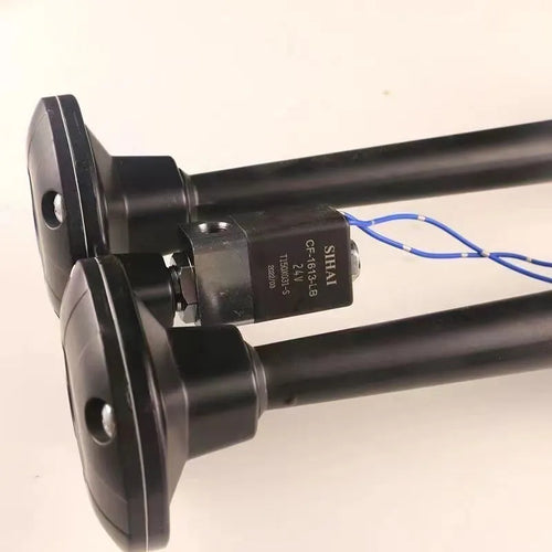 Black dual trumpet air horn compressor kit for 12V and 24V vehicles