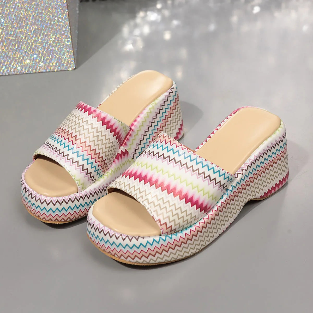 Women's colourful wave print wedges sandals with thick rubber sole and fish mouth toe design