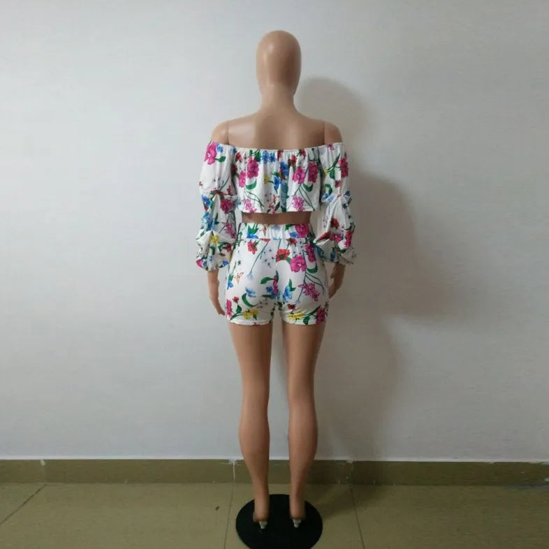 Women's two-piece pants suit with printed pile sleeves and matching shorts in multicolour digital print