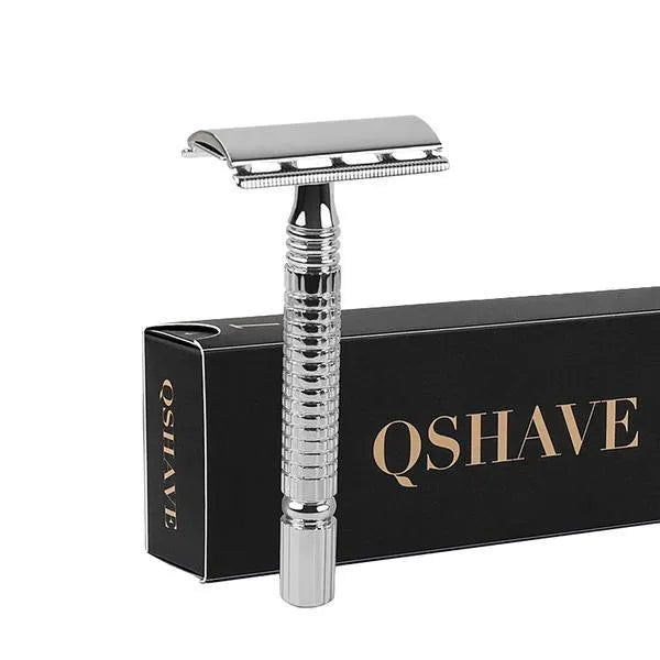 Chrome double-edged safety razor with spare blade and storage box