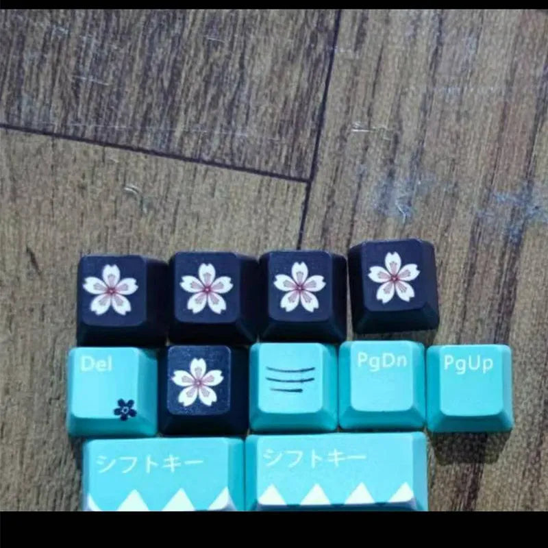 Green mechanical keyboard keycaps with Cherry MX stem compatibility for keyboard customisation