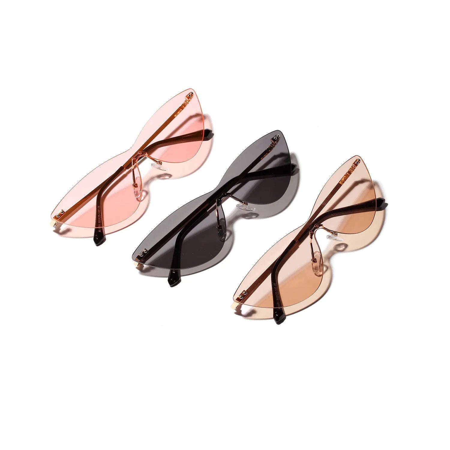Brown vintage sunglasses with metal frame and UV400 polycarbonate lenses for adult wearers