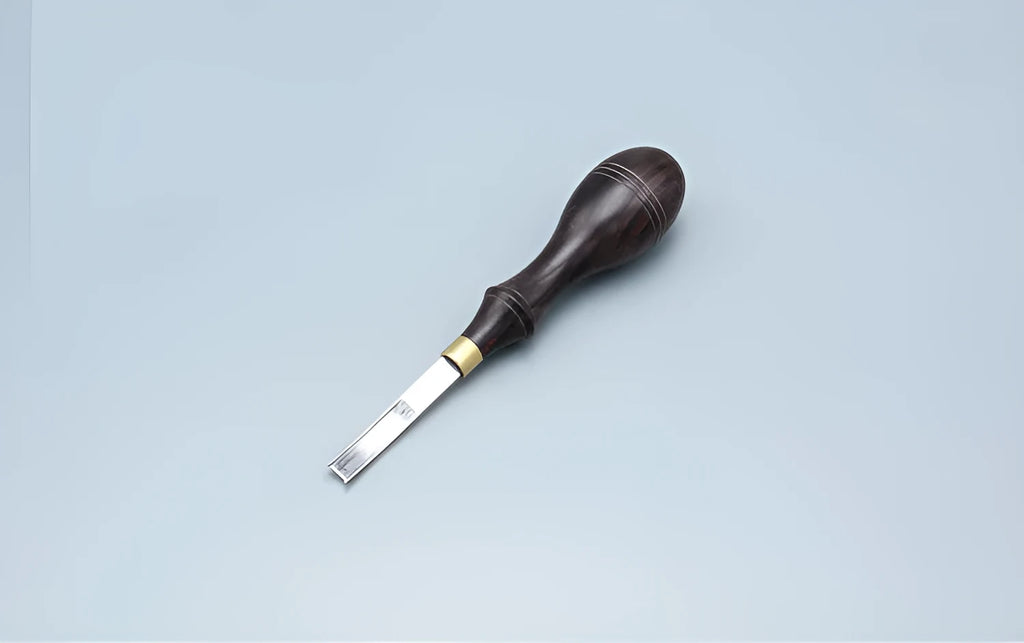 Barber thinning knife with wide shovel edge and leather handle for sectional cutting
