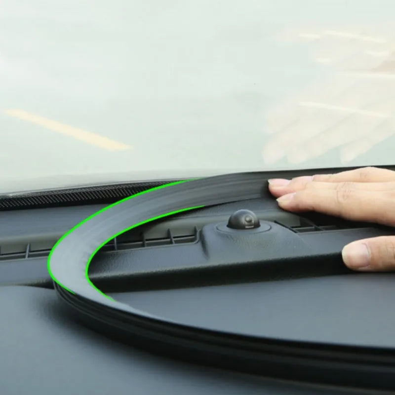 1.6 metre silicone dashboard soundproof seal strip for Outlander centre console installation