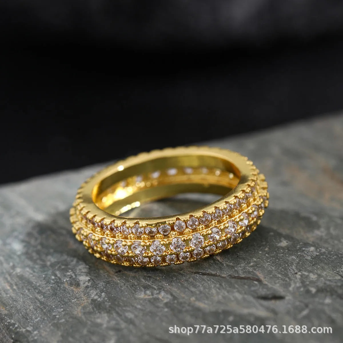 Unisex copper ring with triangle geometric shape and zircon inlay in white gold finish