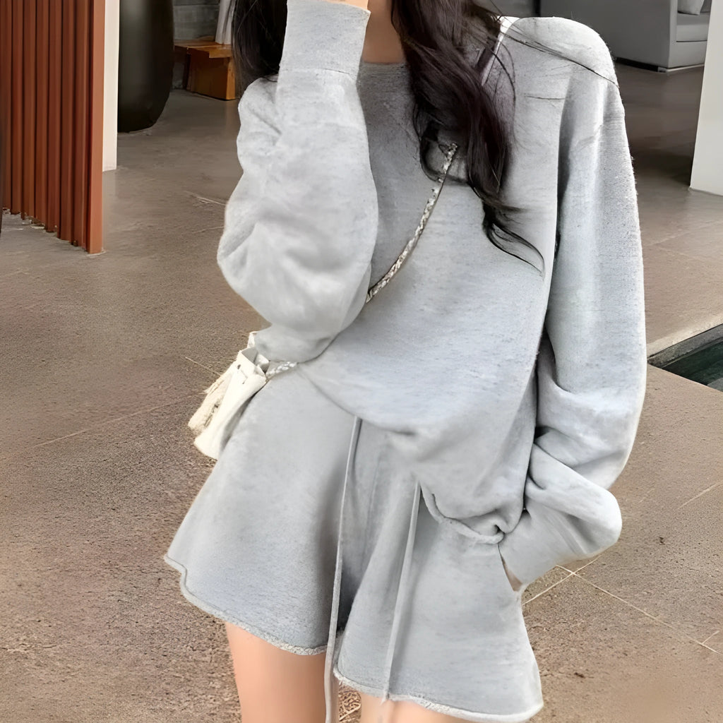 Women's loose-fitting long sleeve sweater with knitted wide-leg shorts two-piece set in polyester acrylic blend