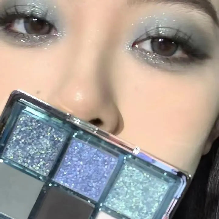 MUGELEEN nine-colour eye shadow palette shade 08 showing matte and shimmer blue smoked tones