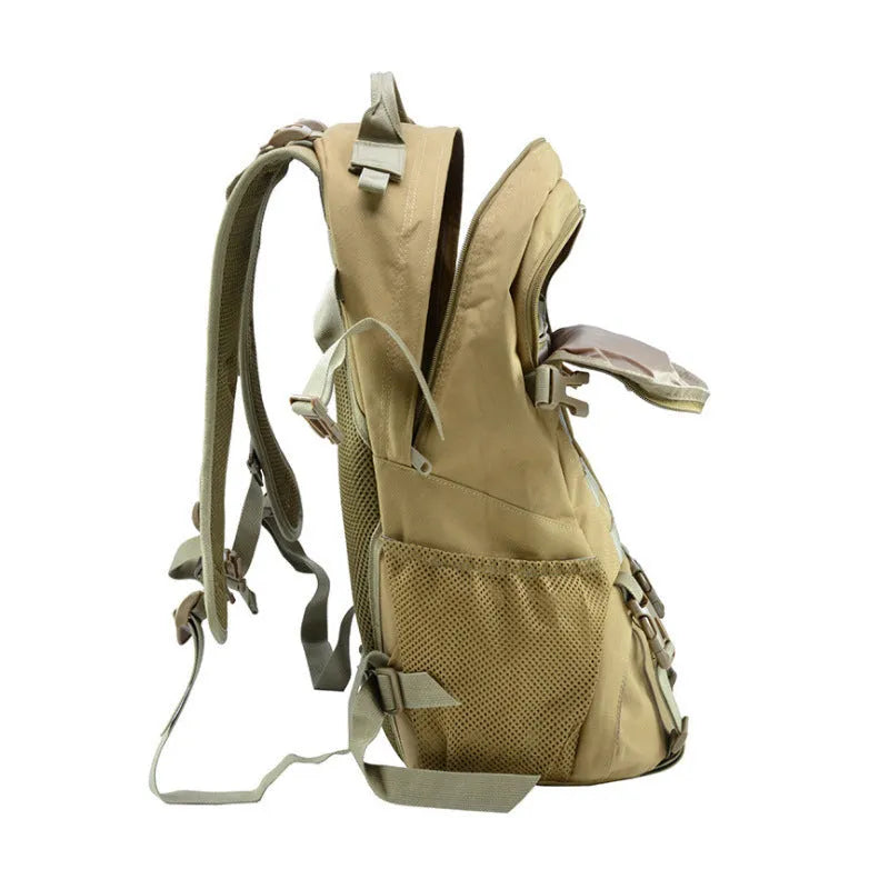 Green Oxford cloth mountaineering backpack with air pillow belt, shown with a large main compartment.