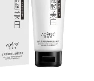 White bottle of 100ml whitening and freckle removing facial cleanser for unisex use.