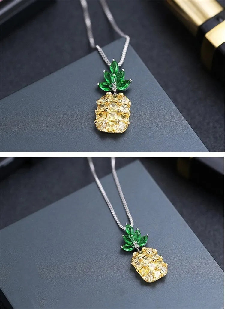 Silver geometric pineapple diamond necklace with Korean fashion styling