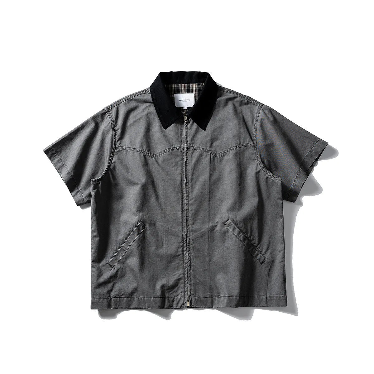 Washed overalls short sleeve shirt in cotton fabric, khaki or grey colour, loose fit casual wear