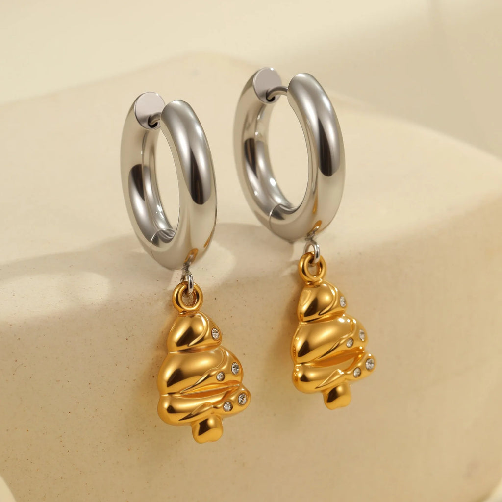 Christmas tree heart earrings in stainless steel with 18K gold electroplated finish and star charms