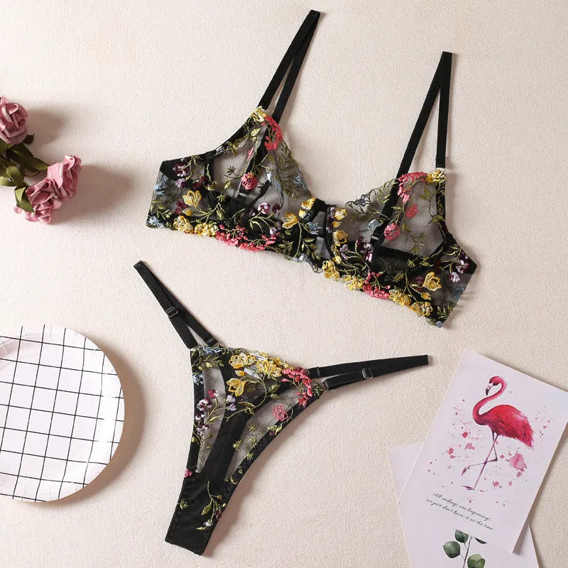 Women's floral underwear set in polyester fibre showing pure desire style bikini design