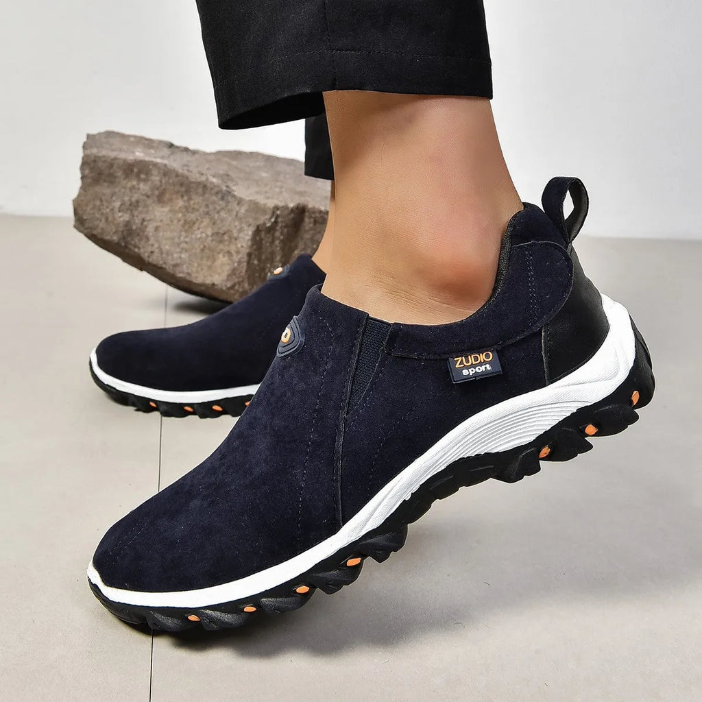 Men's round head thin fashion shoes in multiple colours with rubber sole and shallow mouth opening