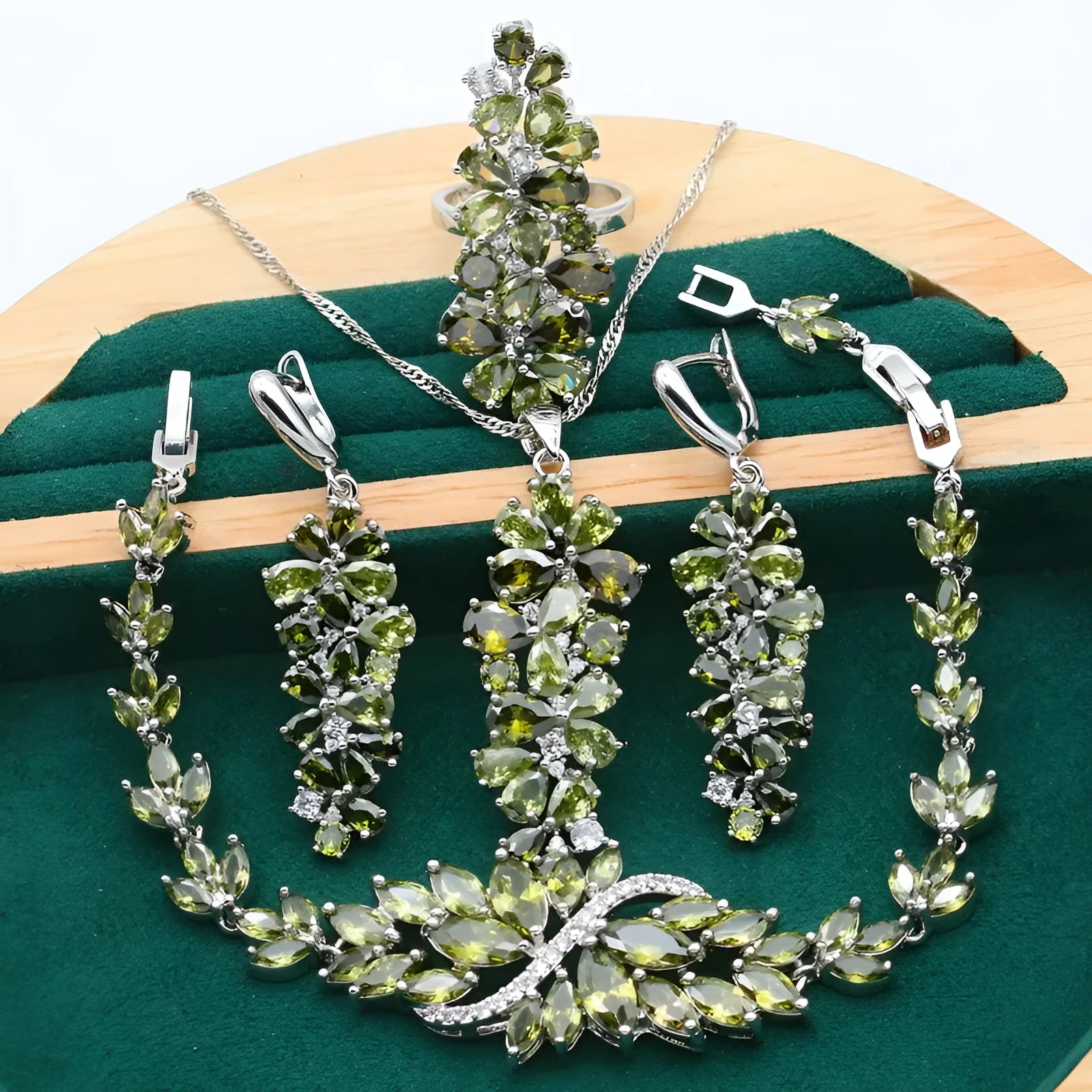 Retro floral jewellery set with copper zircon bracelet, necklace, earrings and ring in vintage style