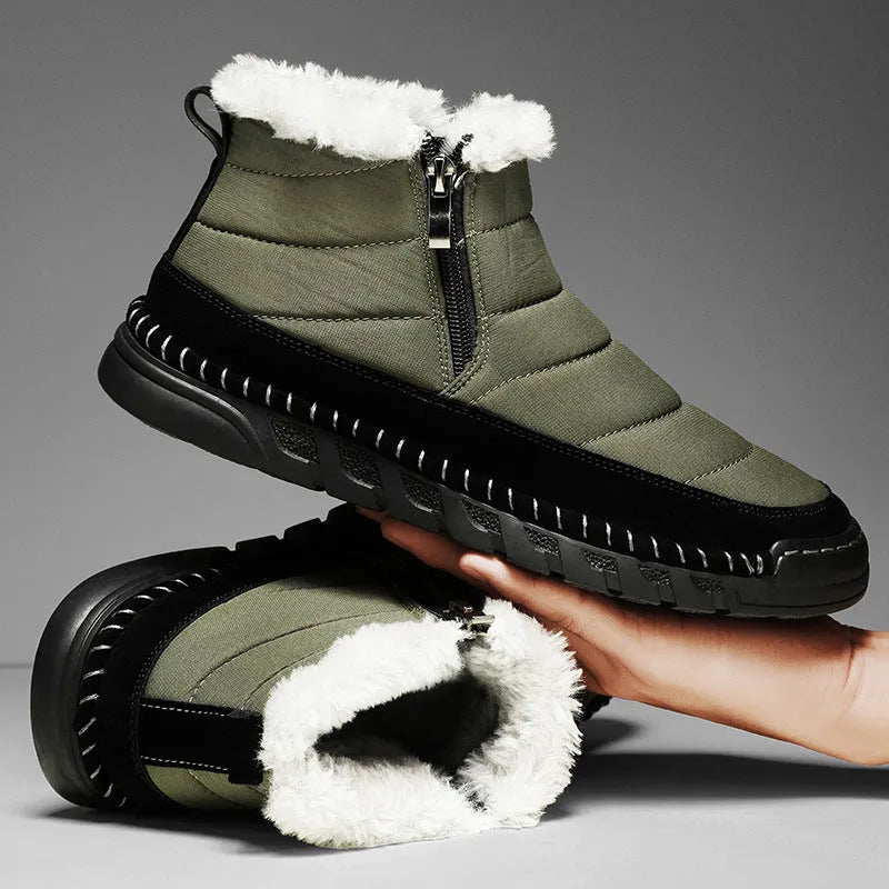 Men's plus size snow boots in black with round toe, flat heel and rubber sole