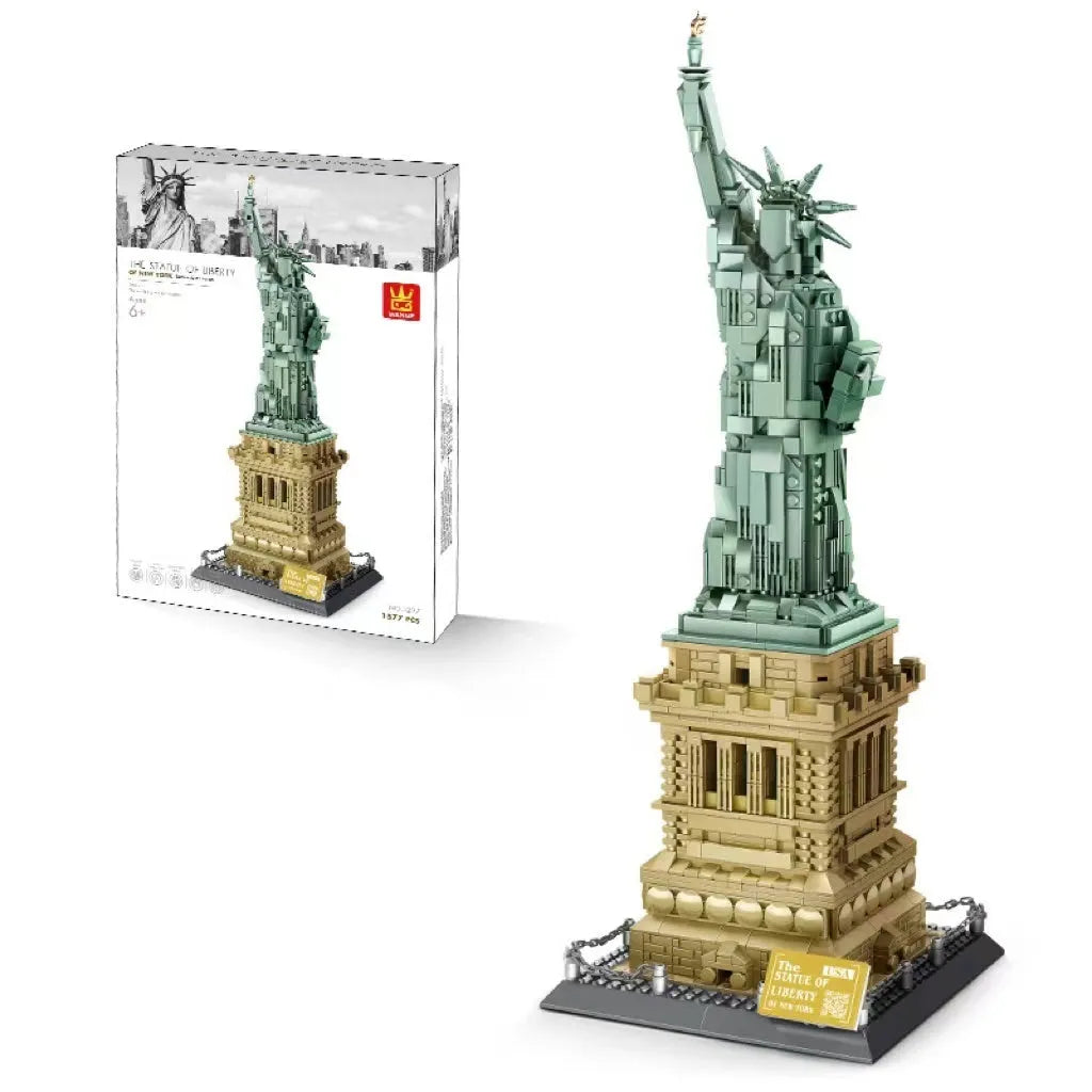 Wange plastic building block set with over 800 pieces for constructing landmark models including Big Ben and the Statue of Liberty.