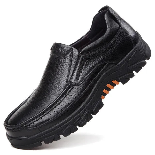 Men's black and brown leather business casual shoes with rubber soles.