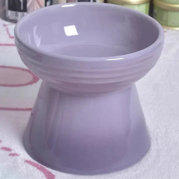 Ceramic pet bowl with anti-tumble design and raised chin support for cats and dogs