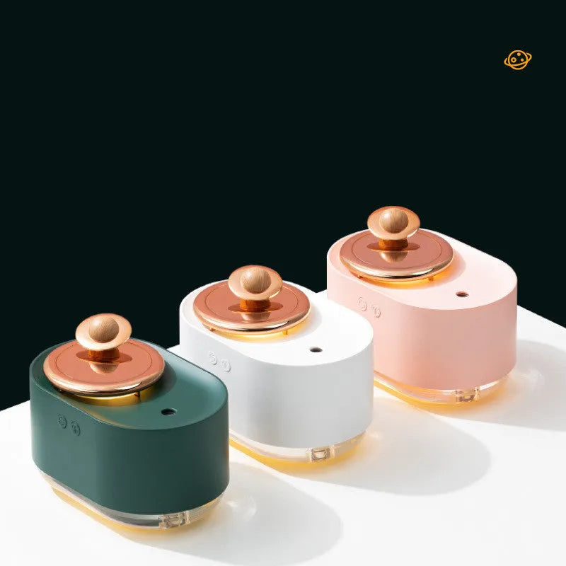 Rotating planet humidifier in colourful ABS plastic with USB charging cable