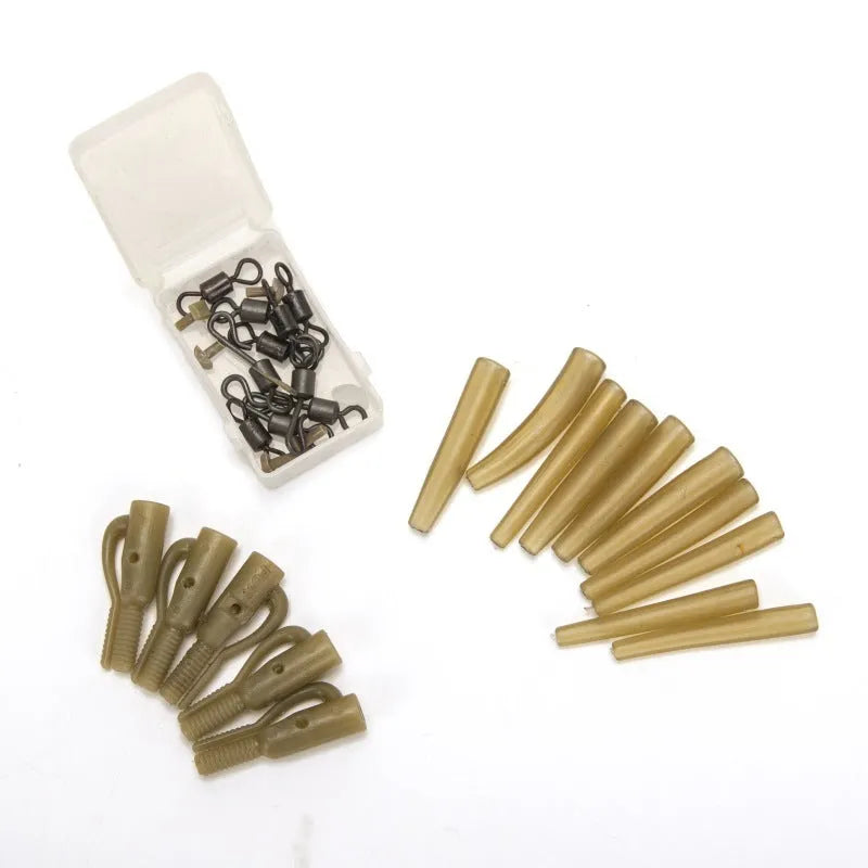 30-piece European carp fishing accessory set showing anti-winding pipes, threaded hoses, rotation connectors and screws
