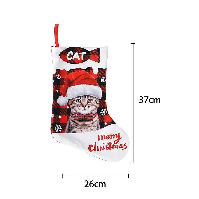 Green and black plaid cat Christmas cloth banner decoration measuring 26 by 36 centimetres