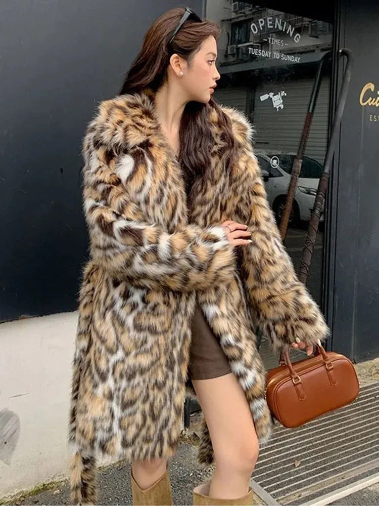 Women's faux fur street fashion coat with fur collar in 80cm length