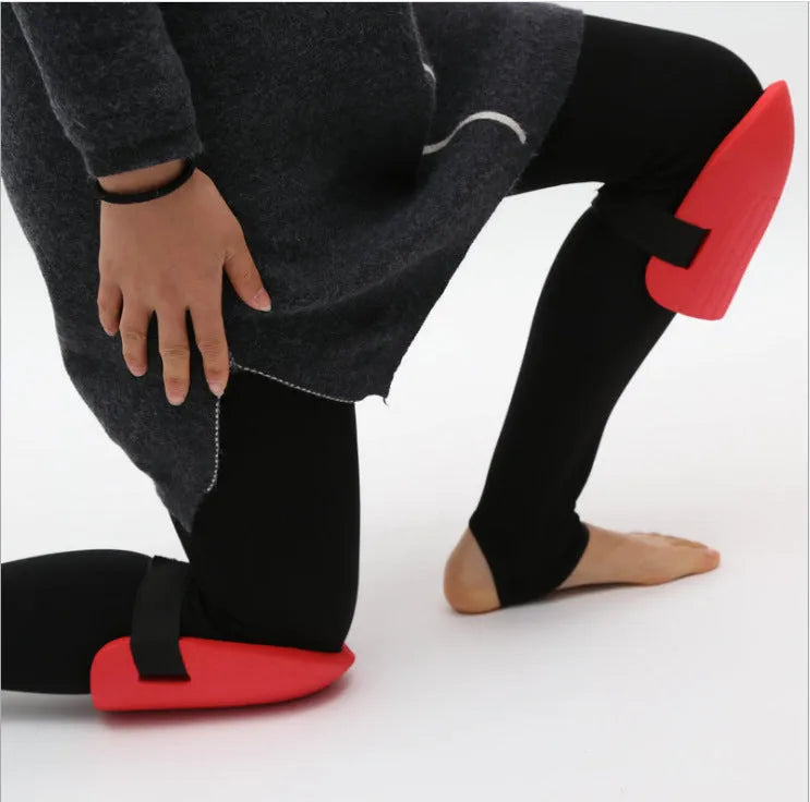 EVA knee pads for gardening in black, green, yellow colours with 19x15cm dimensions