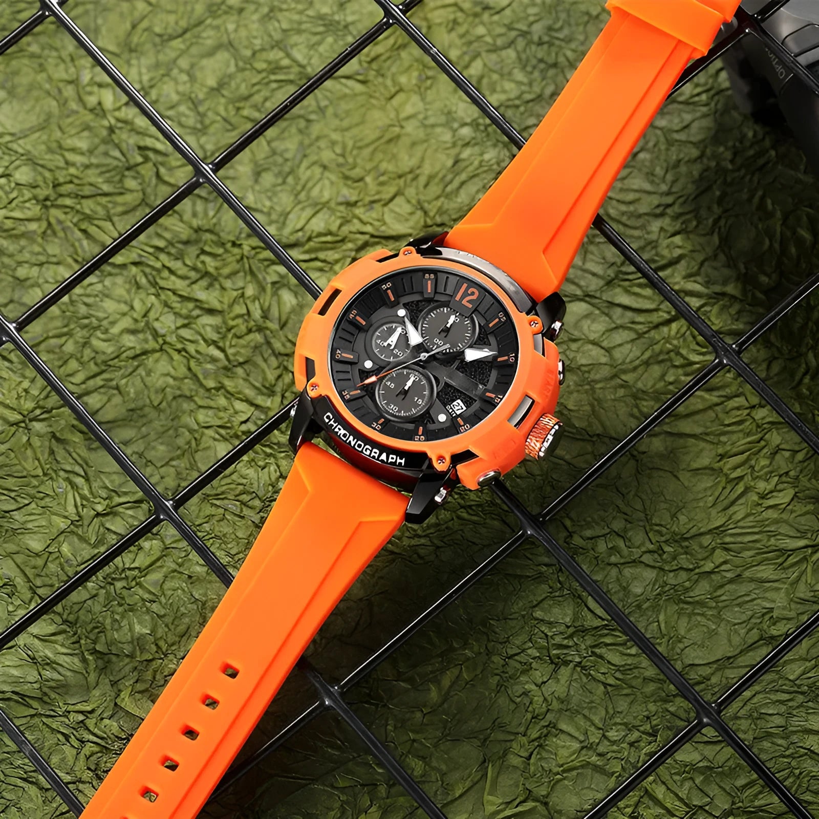 Men's multi-function waterproof watch with 51mm case, night light display and calendar function