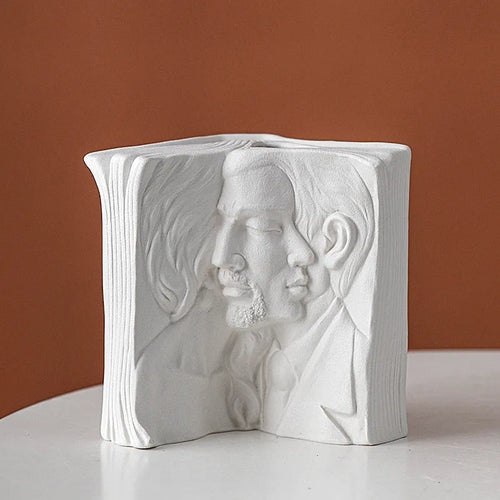 Ceramic book stand with glazed finish in modern simplicity style for desktop organisation