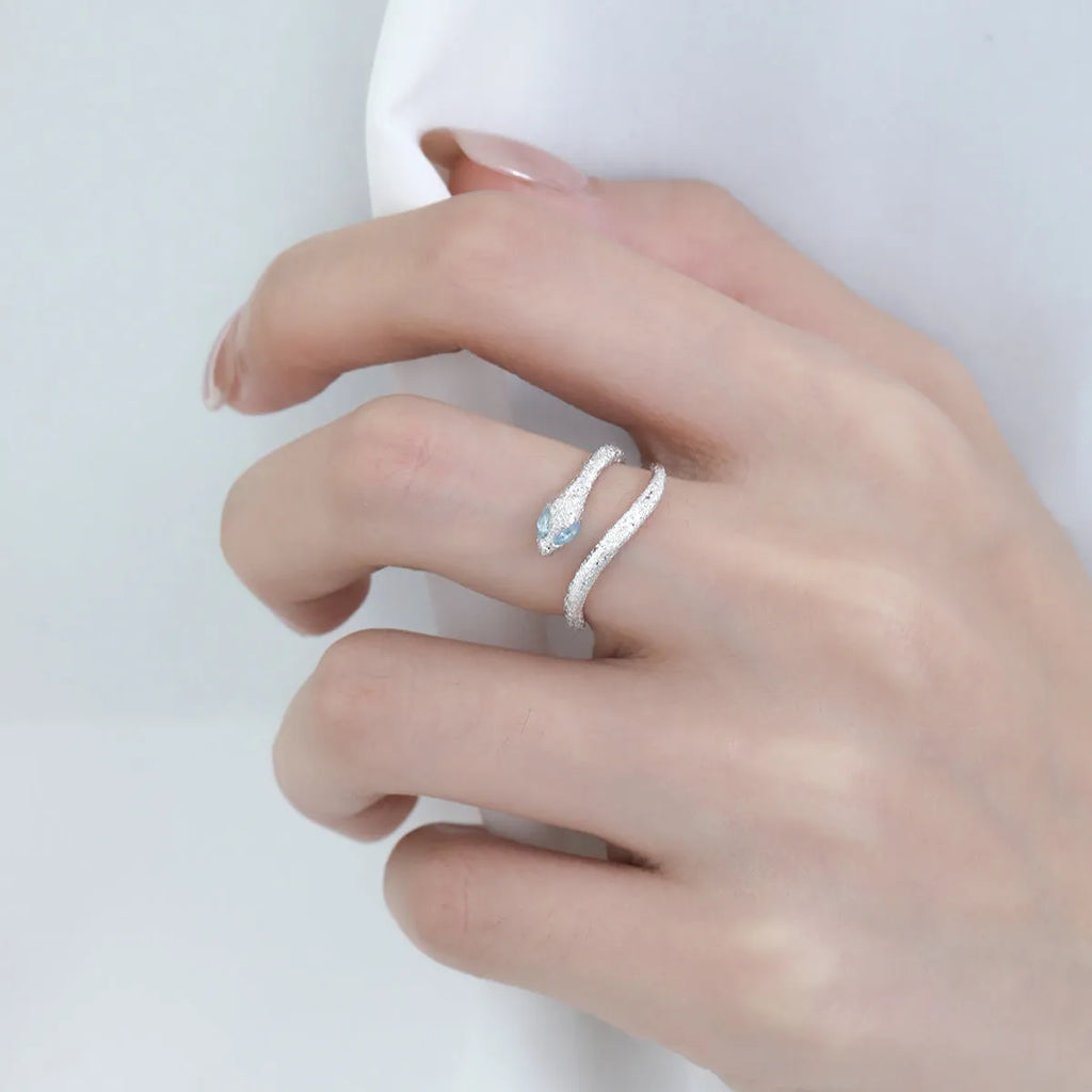 Women's adjustable silver snake ring with electroplated platinum colour finish and original animal zodiac design