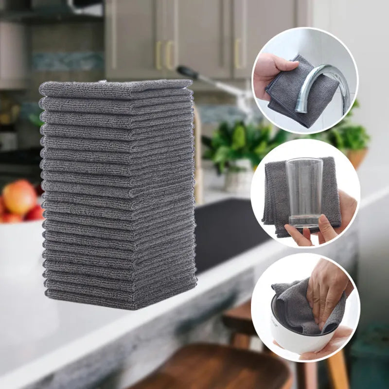 Grey square microfiber kitchen cleaning cloth for oilproof decontamination measuring 25x25cm