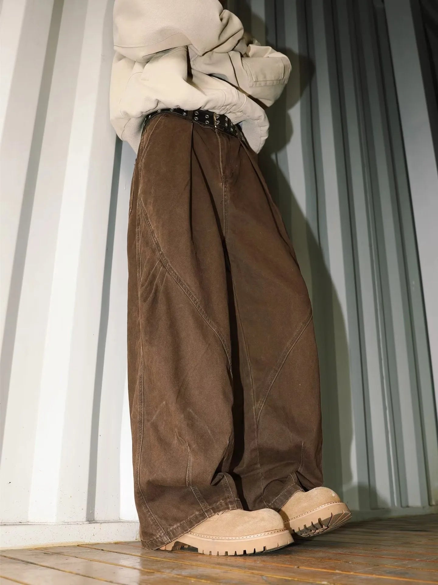 Men's pleated straight trousers in three colours with elastic waistband